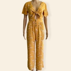 Trendy prairie floral boho jumpsuit w Western/country/cottage/resort  vibe